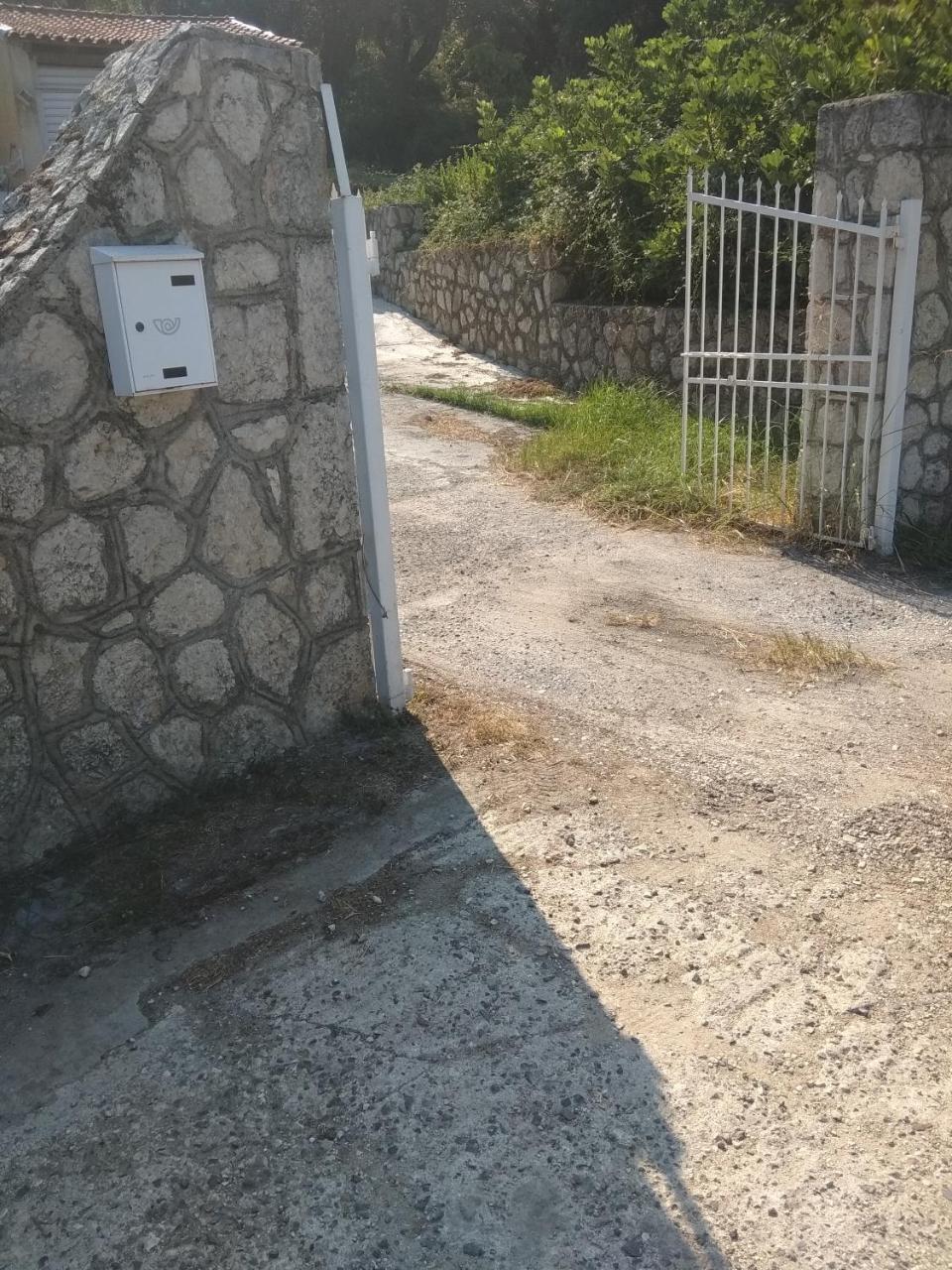 Barbara'S Sea View Home Беницес Екстериор снимка